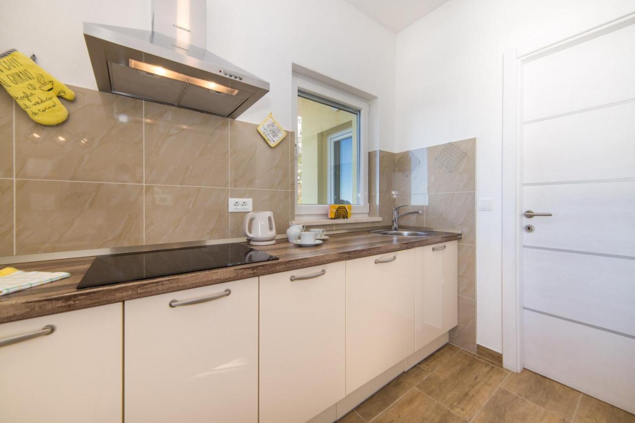 Apartment Maris Makarska Exterior photo